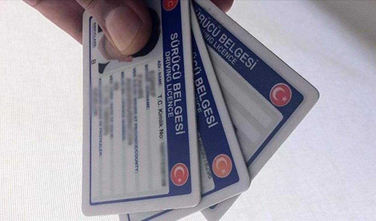 Eski tip ehliyetler 1 Kasım’da geçerliliğini yitirecek